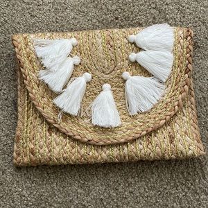 Brand new beach straw clutch
